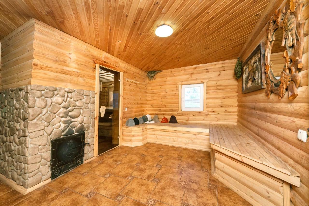 Guesthouse On The Lake With Bathhouse 70 Km From Kiev Makariv エクステリア 写真