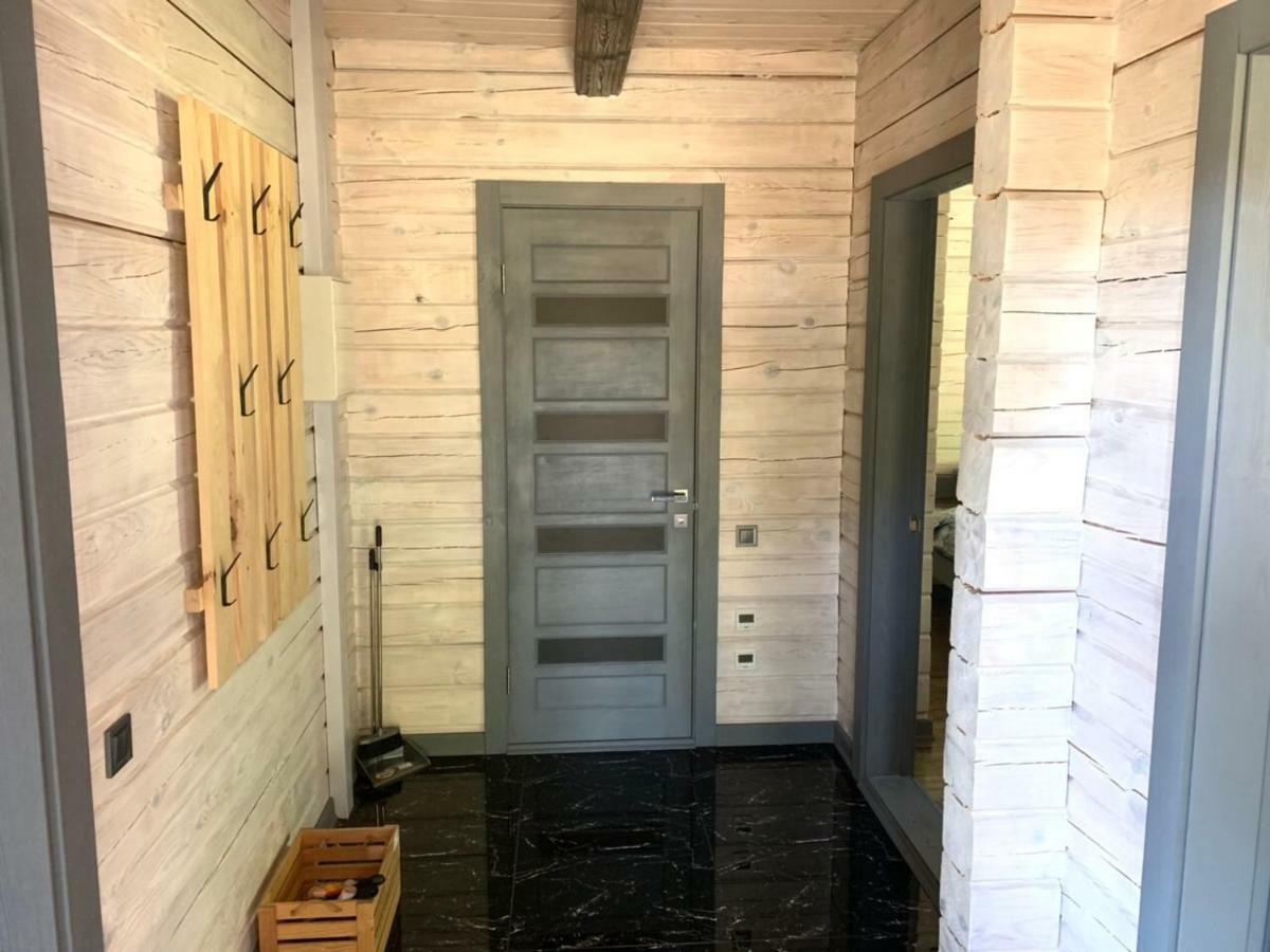 Guesthouse On The Lake With Bathhouse 70 Km From Kiev Makariv エクステリア 写真